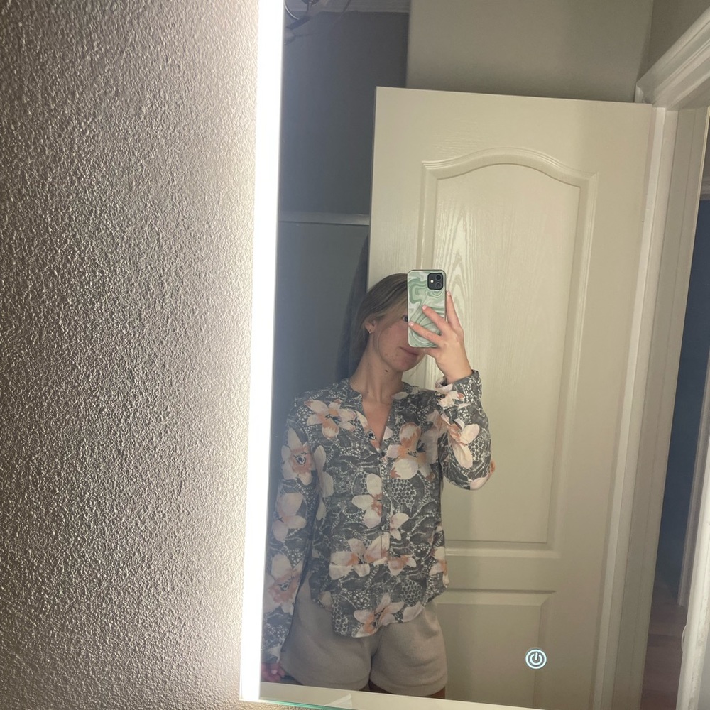 floral blouse